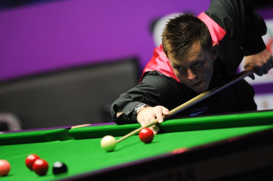 他利用钓鱼 他利用钓鱼