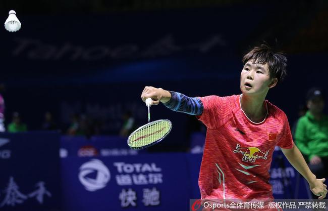 在他漫长而 在他漫长而