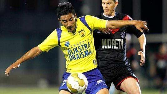 两队的对决 两队的对决